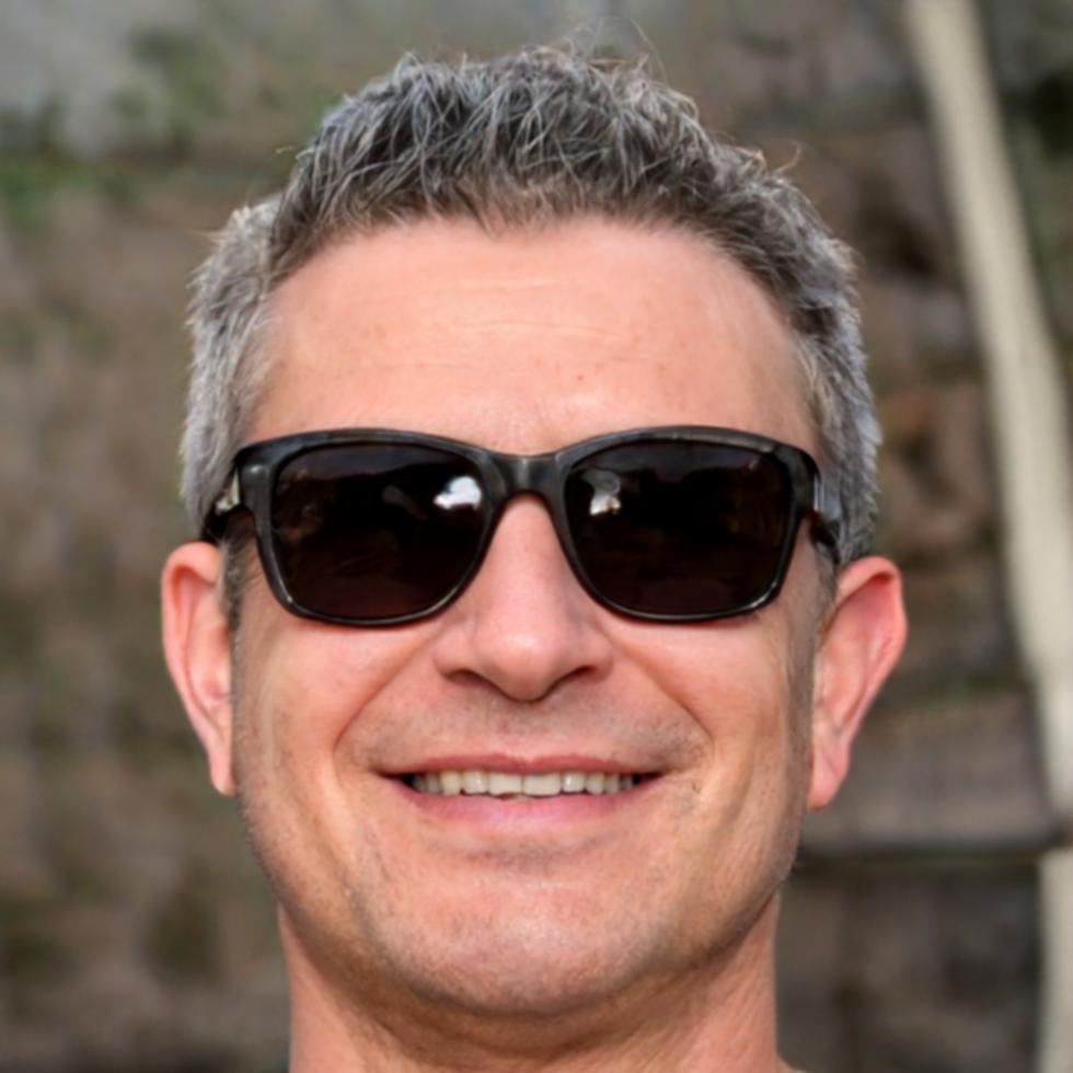 Evaristo Mendoza, Director de Análisis Financiero de zaerothalo